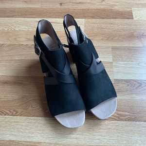 dansko arlene platform sandal